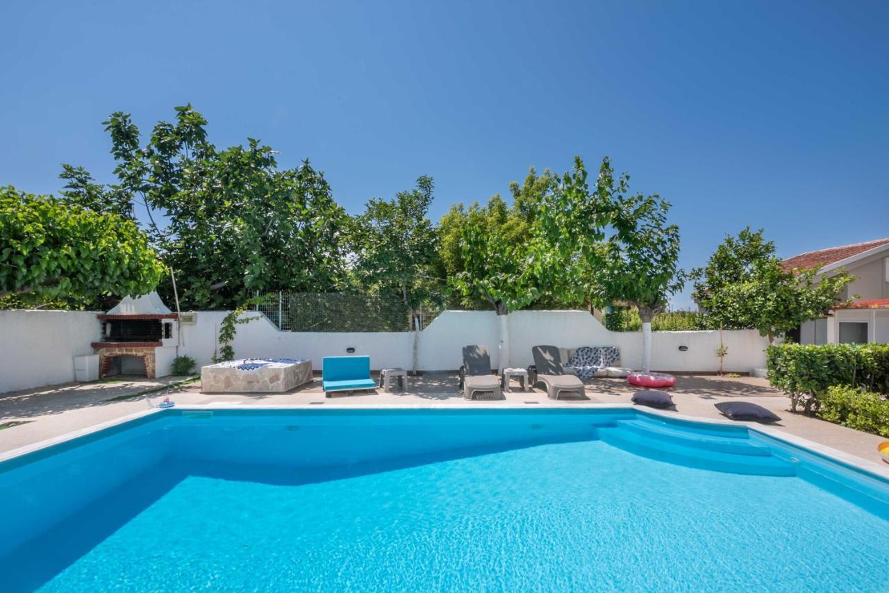 Lechaio Thiseos Georgia'S Private Paradise מראה חיצוני תמונה