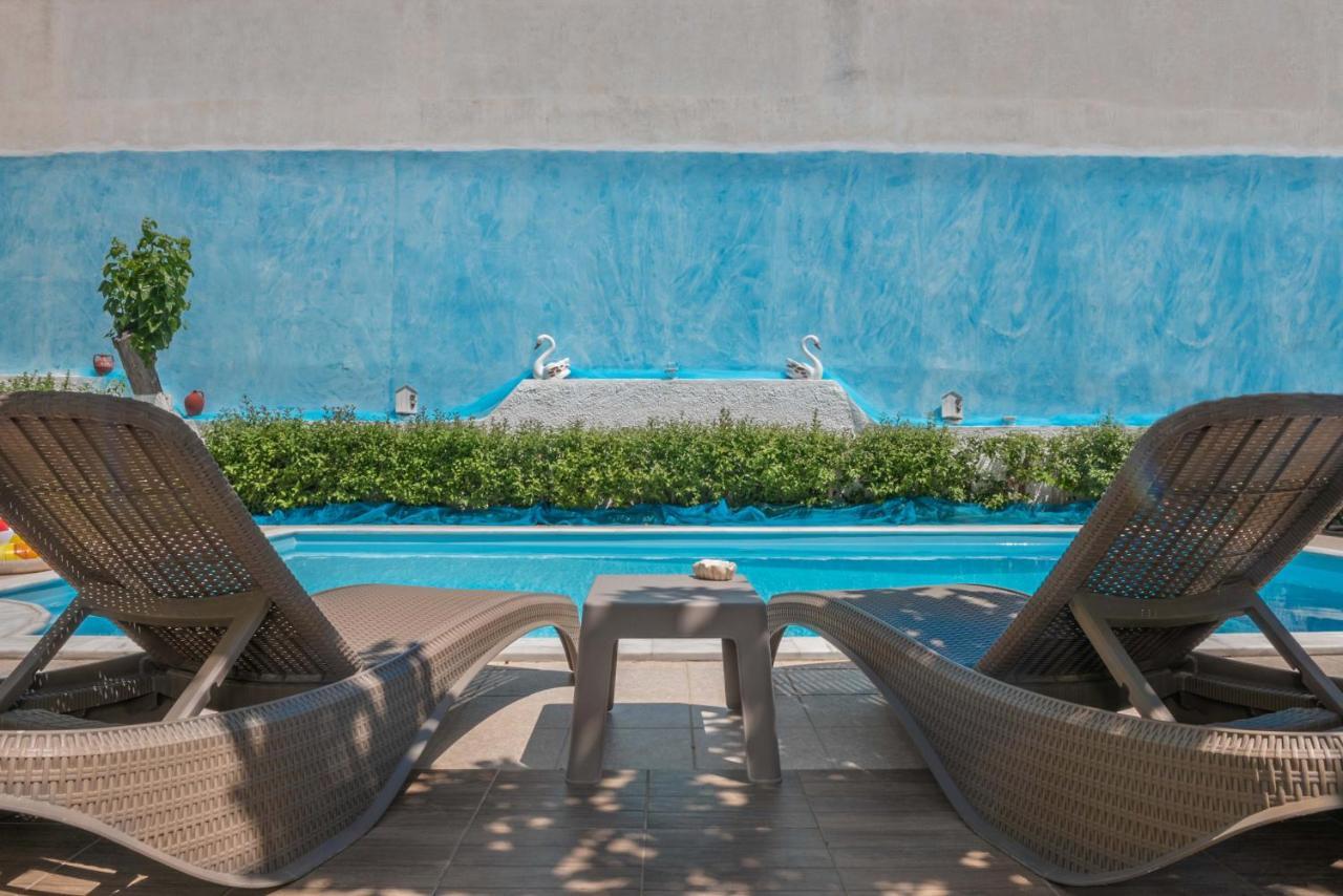 Lechaio Thiseos Georgia'S Private Paradise מראה חיצוני תמונה